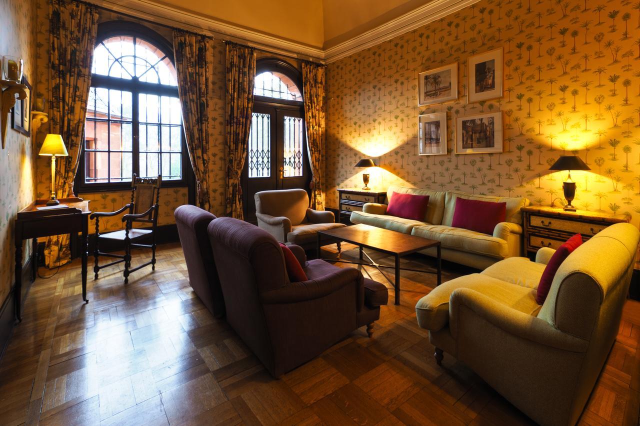 Gaestehaus Schloss Saareck Метлах Экстерьер фото