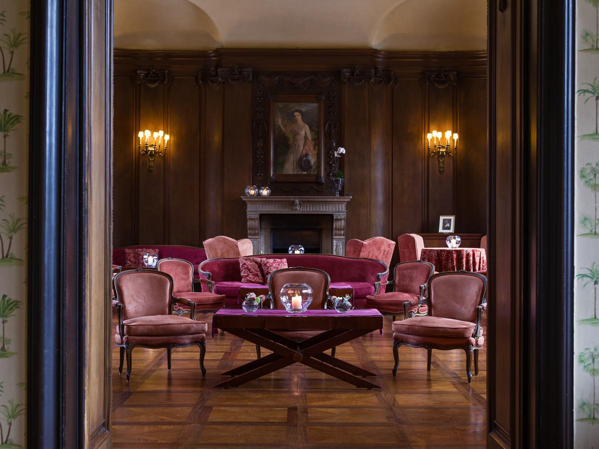 Gaestehaus Schloss Saareck Метлах Экстерьер фото