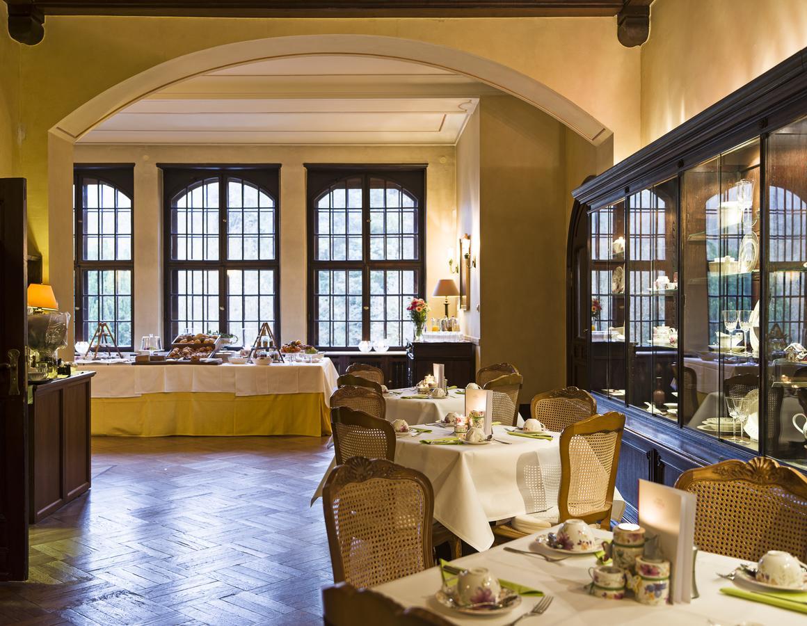 Gaestehaus Schloss Saareck Метлах Экстерьер фото